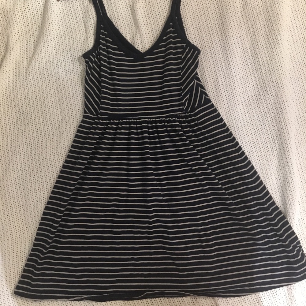 Gap navy blue striped sun dress
